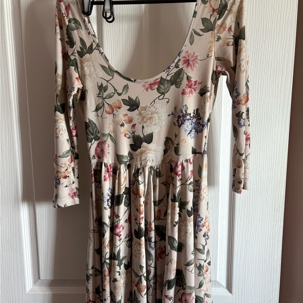 Topshop Cream Floral Long Sleeve Dress